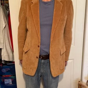 Mens 42  sports jacket corduroy like new tan with lots of pockets